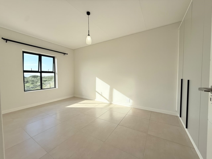 To Let 2 Bedroom Property for Rent in De Zicht Estate Western Cape